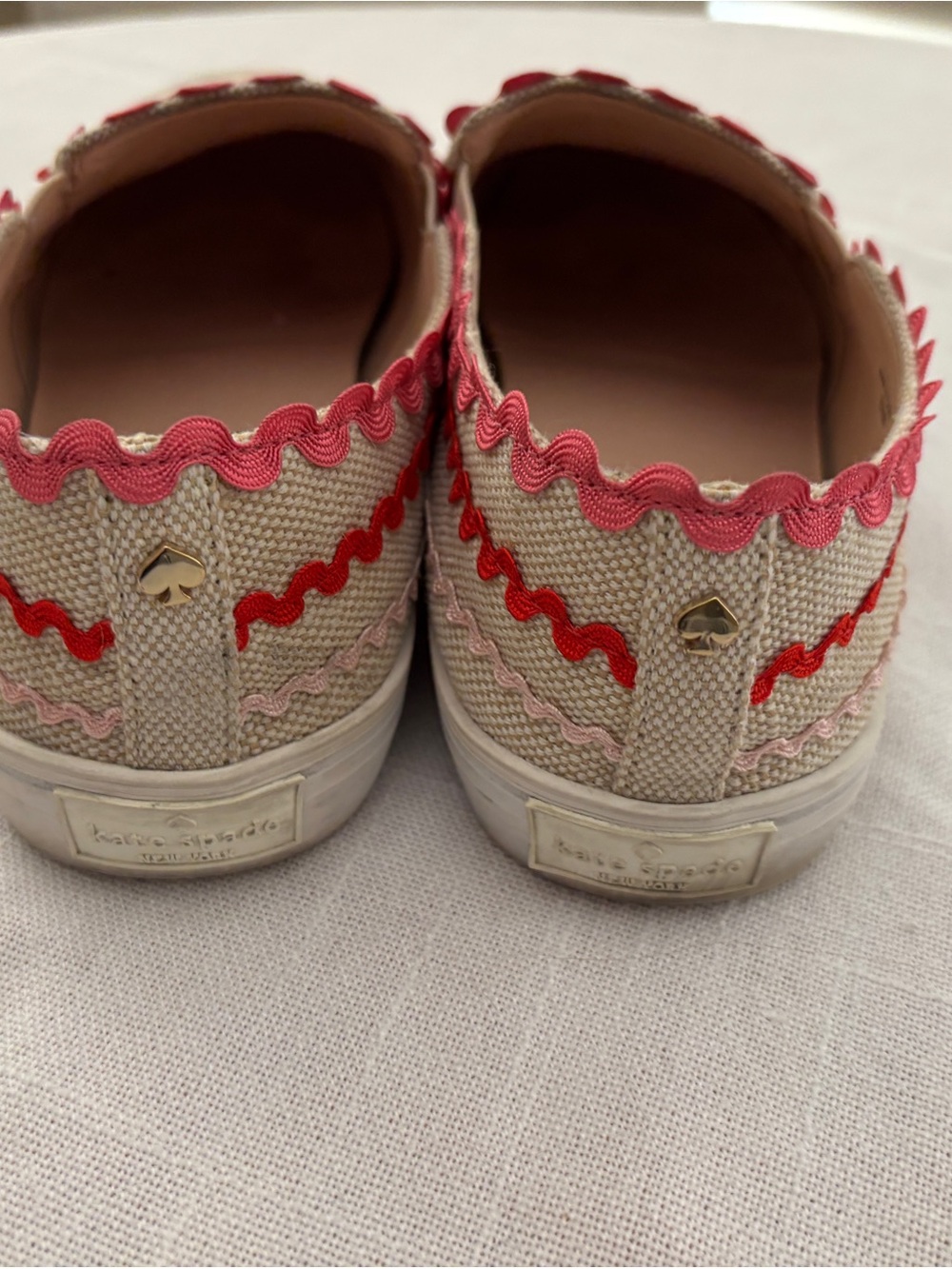 Super Fun Kate Spade Picnic Rosa Plum Slip On Sneakers ~ Women’s 8.5 - Picture 2 of 10